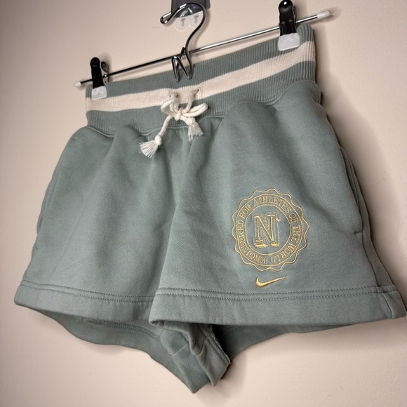 NIKE Sportswear Phoenix Club Fleece Atheleisure Green Striped Sweat Shorts - Picture 3 of 10